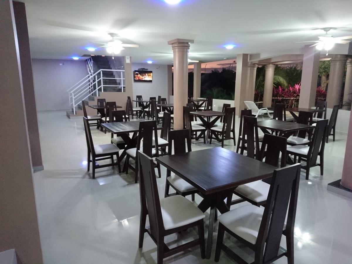 Hotel Soberao Esmeraldas Kültér fotó