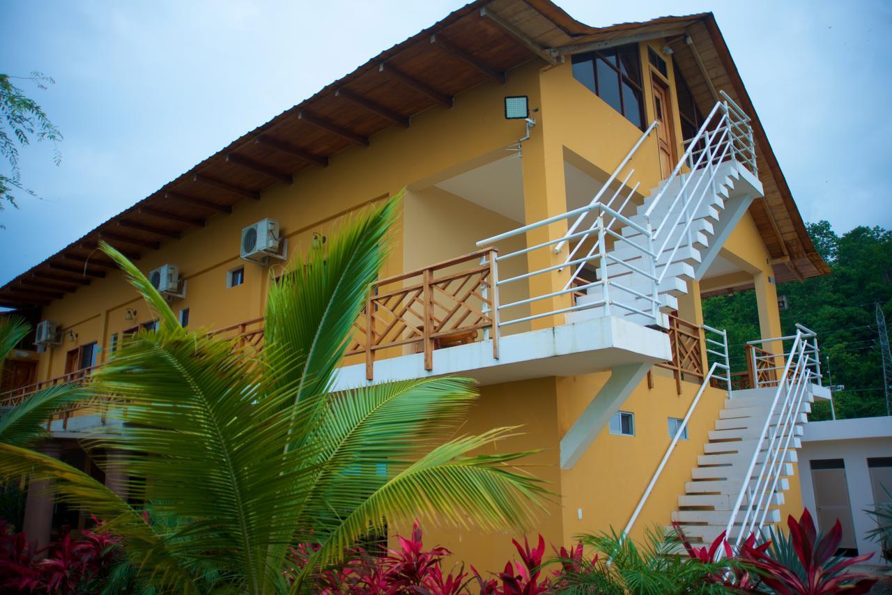 Hotel Soberao Esmeraldas Kültér fotó