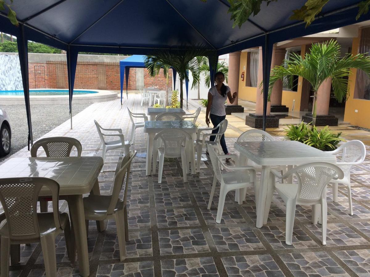 Hotel Soberao Esmeraldas Kültér fotó