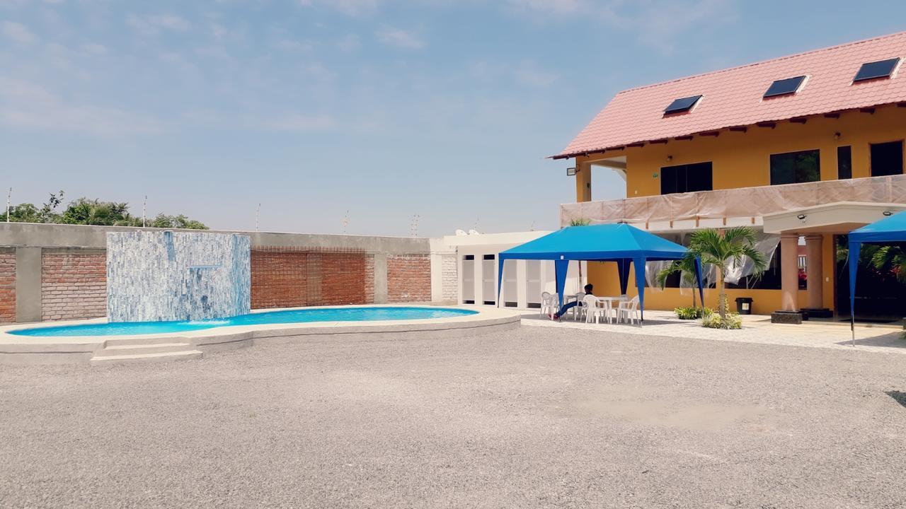 Hotel Soberao Esmeraldas Kültér fotó