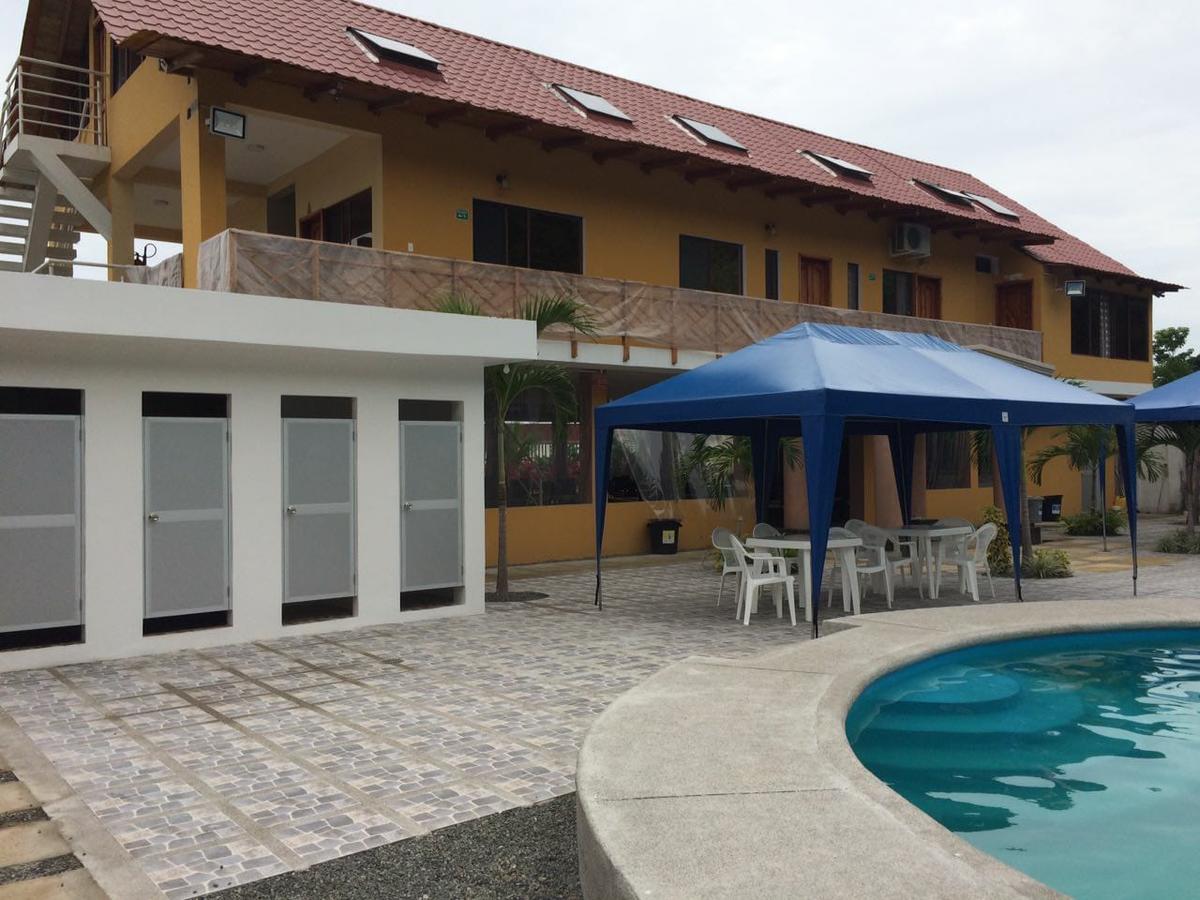 Hotel Soberao Esmeraldas Kültér fotó