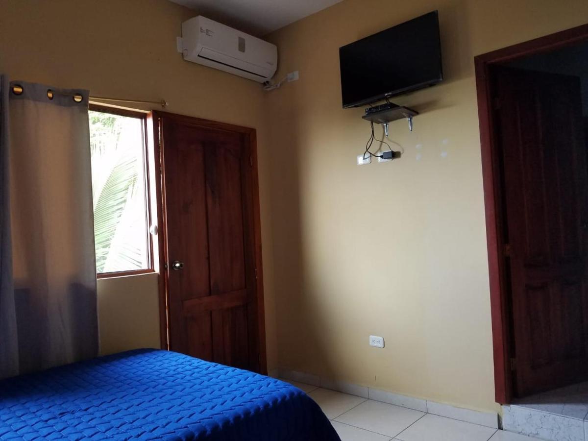 Hotel Soberao Esmeraldas Kültér fotó